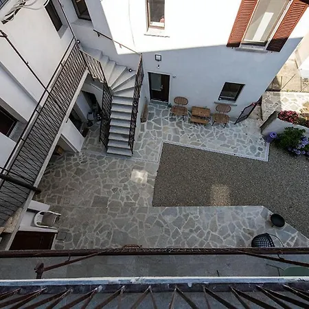 Apartman Levoasi 4 Levo